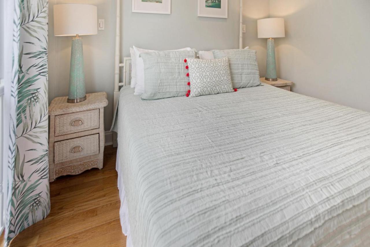 Villa By The Sea Tybee Island Екстер'єр фото
